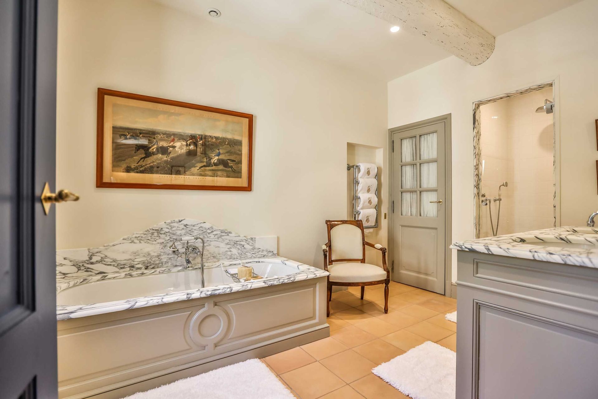 propriété 15 Pièces en location saisonnière sur AVIGNON (84000)