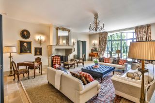 propriété 15 Pièces en location saisonnière sur AVIGNON (84000)