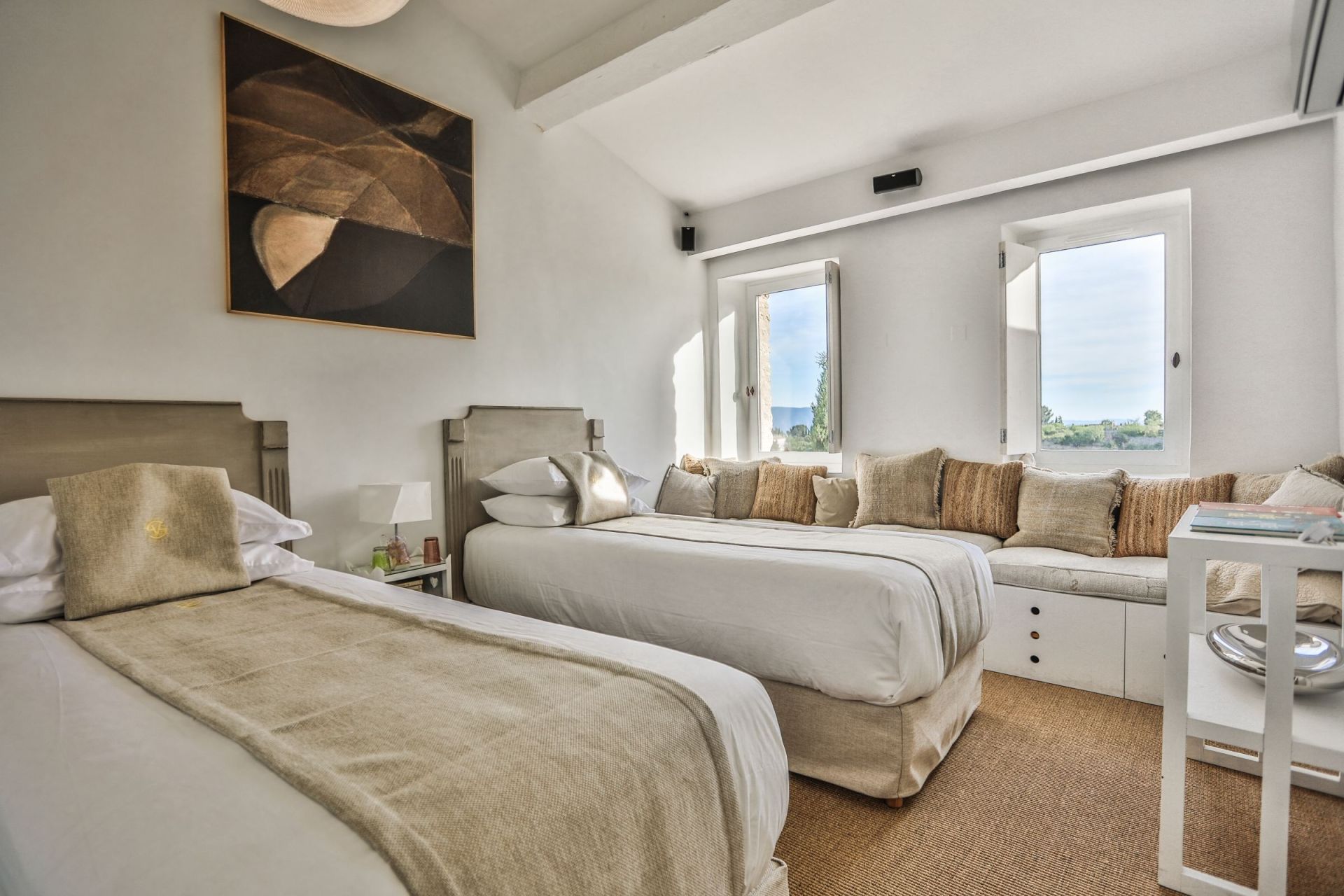 maison de ville 7 Pièces en location saisonnière sur GORDES (84220)