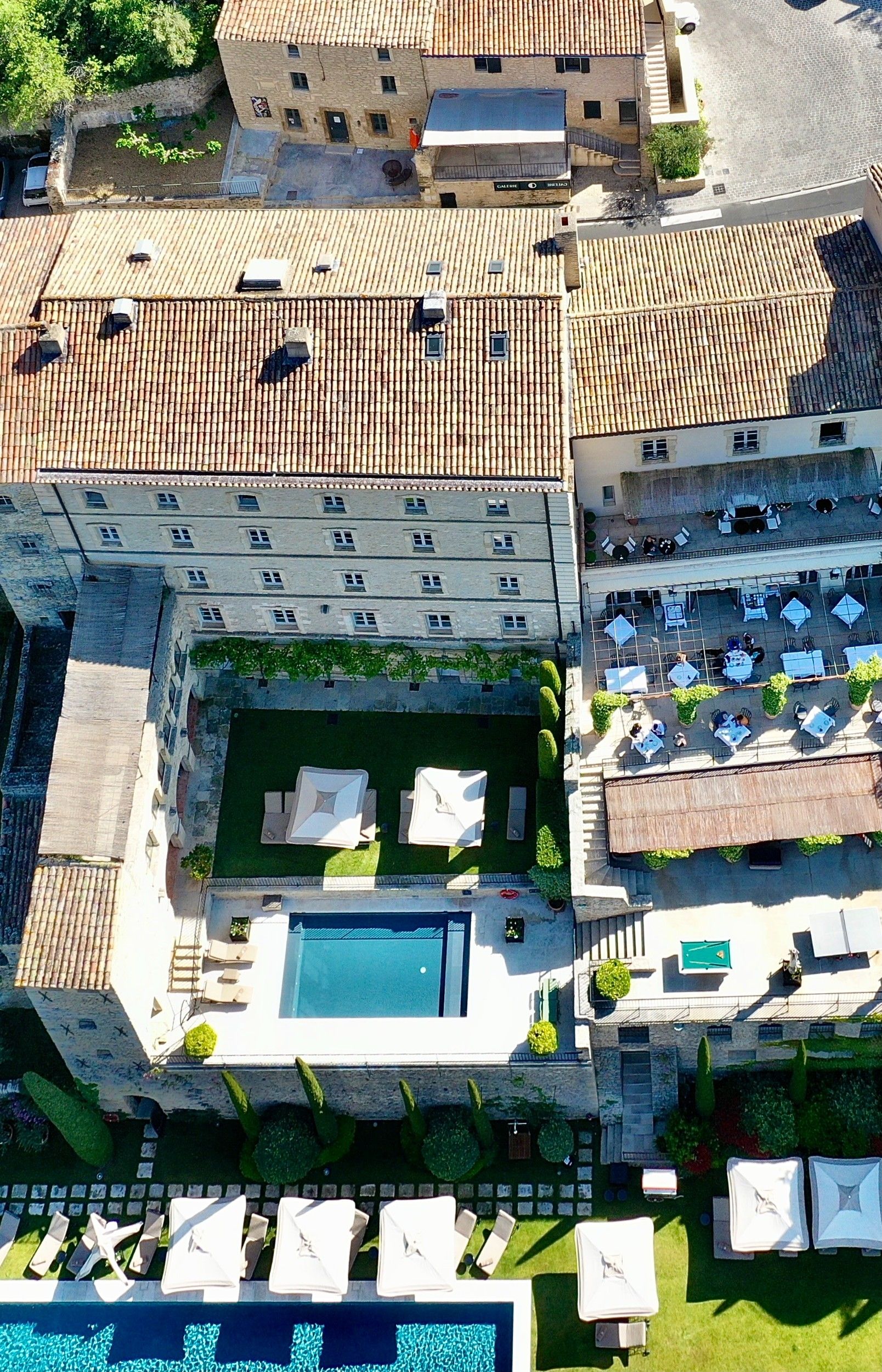 house 4 Rooms for sale on GORDES (84220)