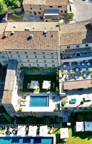 house 4 Rooms for sale on GORDES (84220)