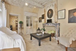 house 4 Rooms for sale on GORDES (84220)