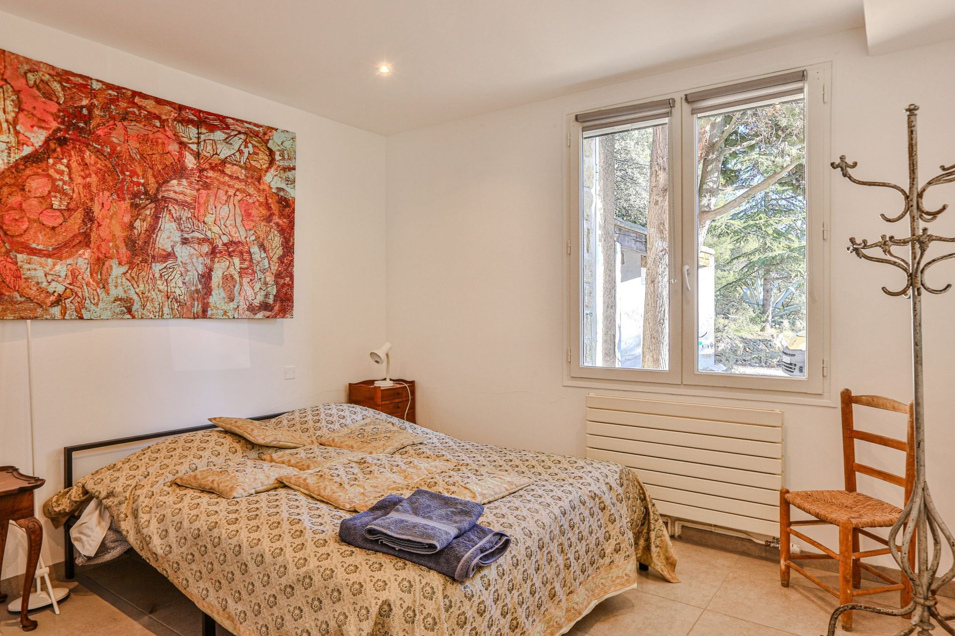 house 7 Rooms for sale on LE BARROUX (84330)