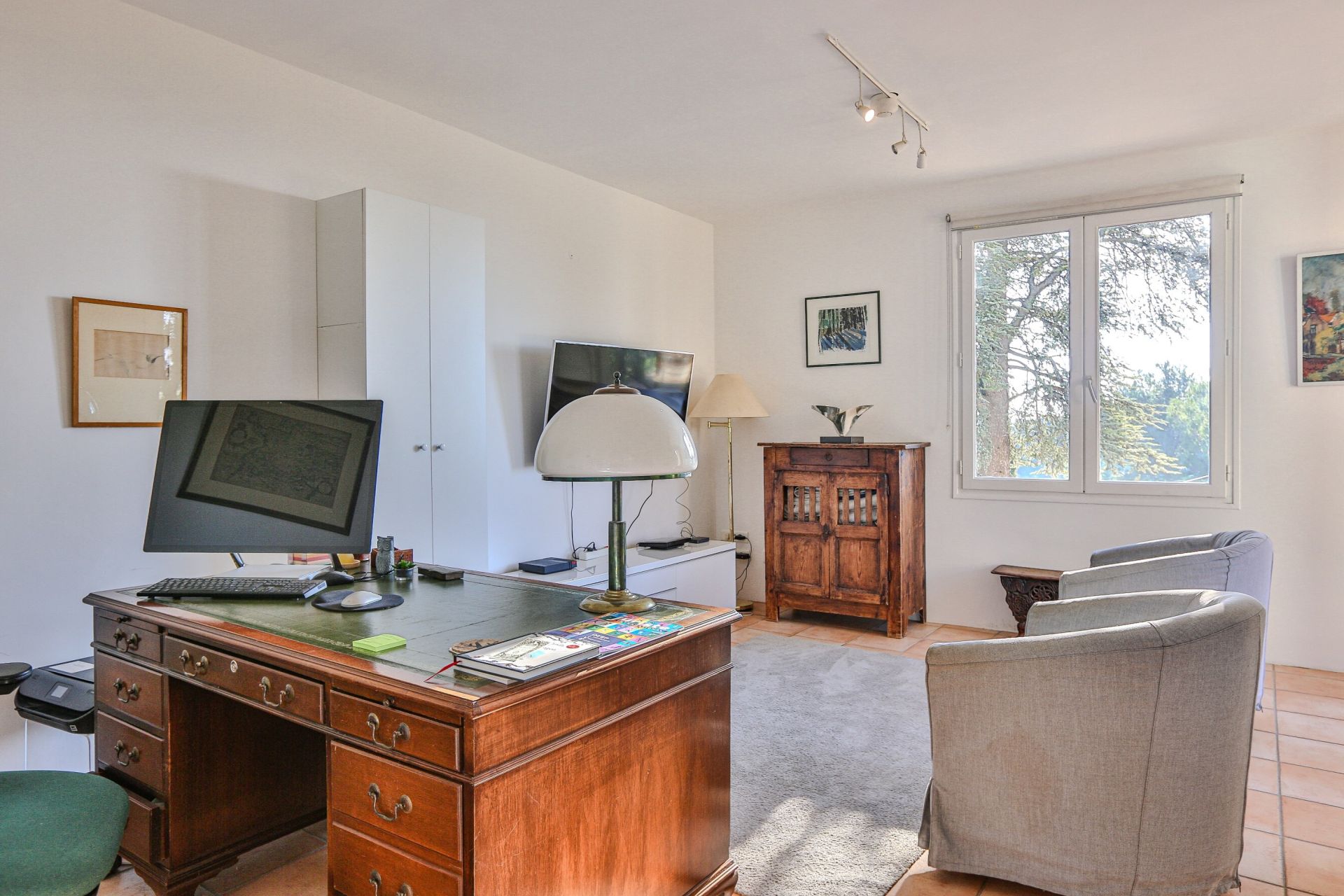 house 7 Rooms for sale on LE BARROUX (84330)