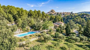 maison 7 Pièces en vente sur LE BARROUX (84330)