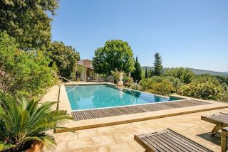 maison 7 Pièces en vente sur LE BARROUX (84330)