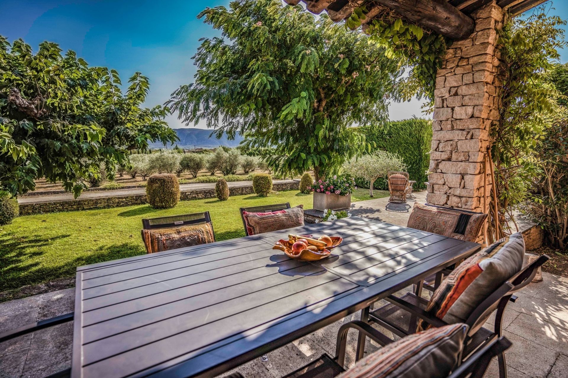 maison 10 Pièces en vente sur GORDES (84220)