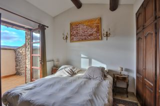 maison 10 Pièces en vente sur GORDES (84220)