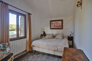maison 10 Pièces en vente sur GORDES (84220)