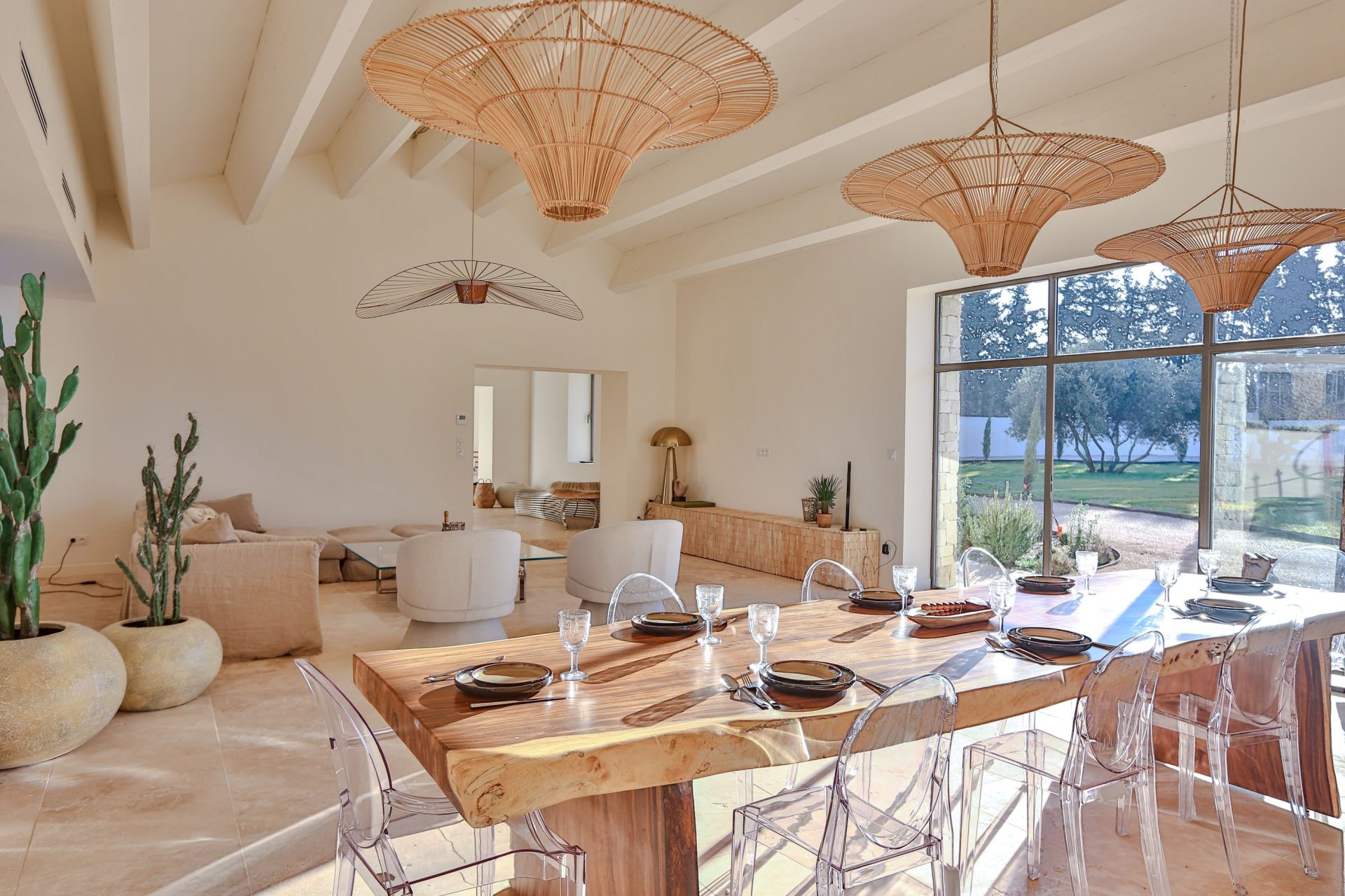 maison 12 Pièces en vente sur PERNES LES FONTAINES (84210)