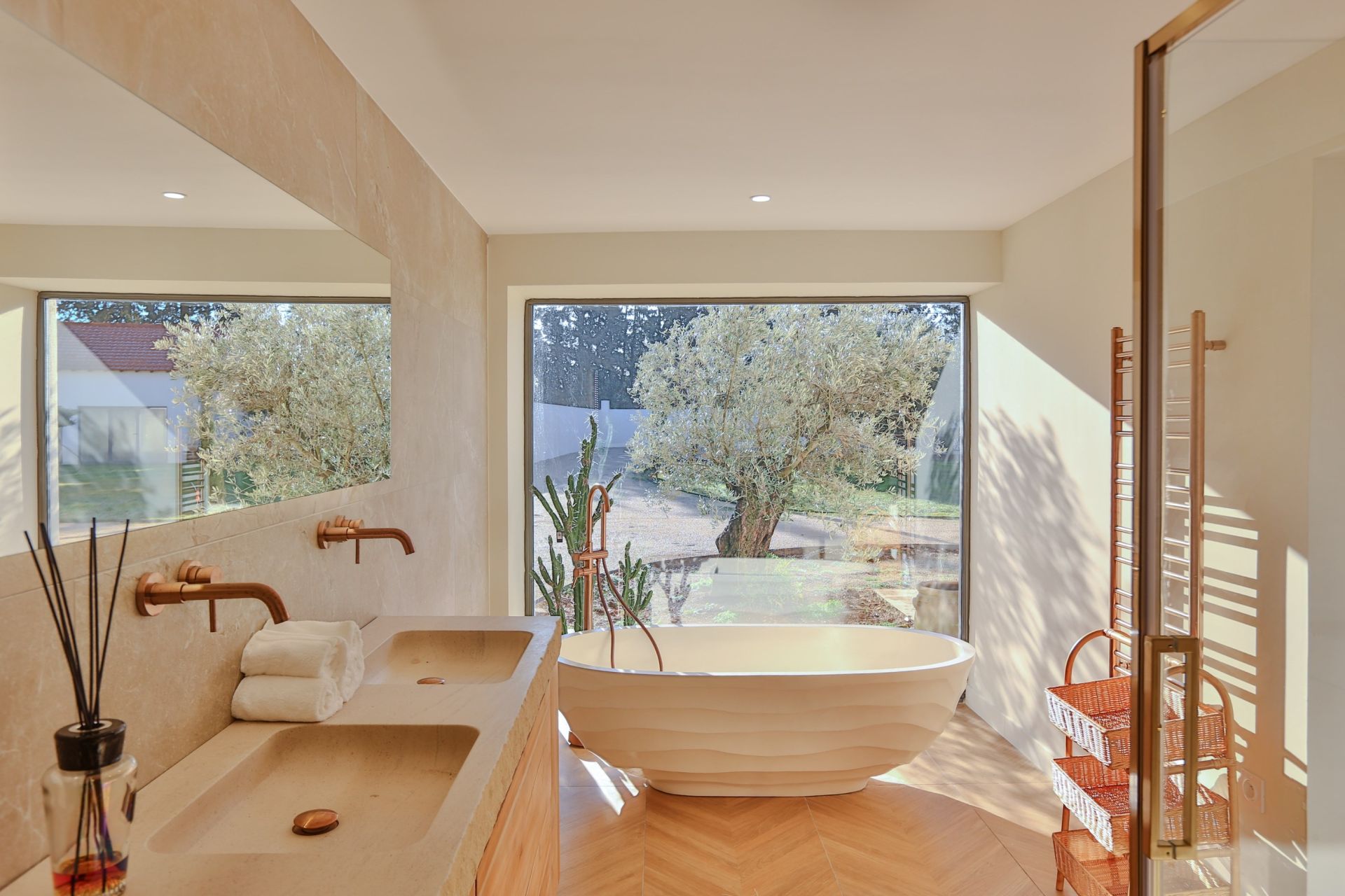 maison 12 Pièces en vente sur PERNES LES FONTAINES (84210)