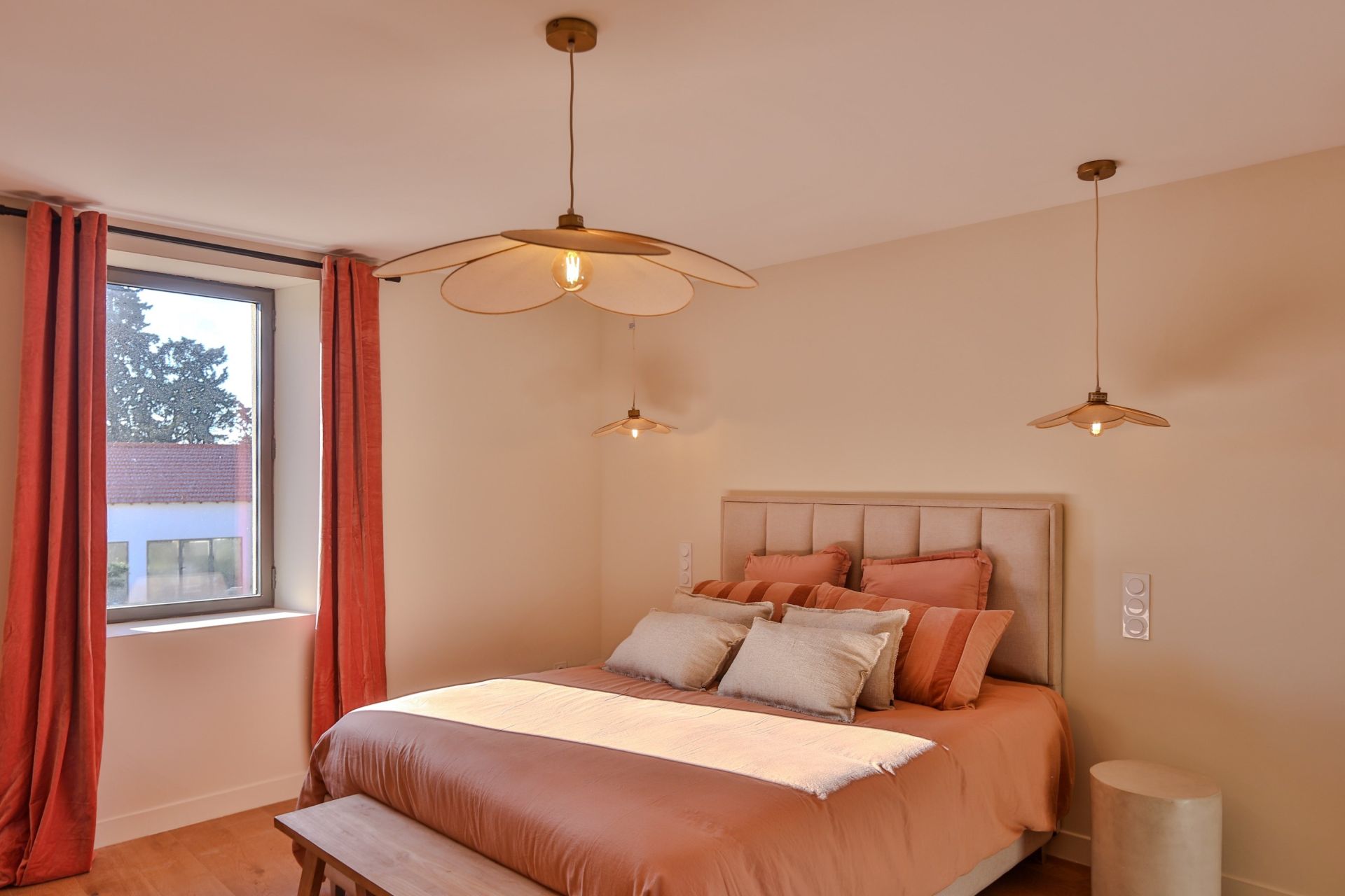 maison 12 Pièces en vente sur PERNES LES FONTAINES (84210)