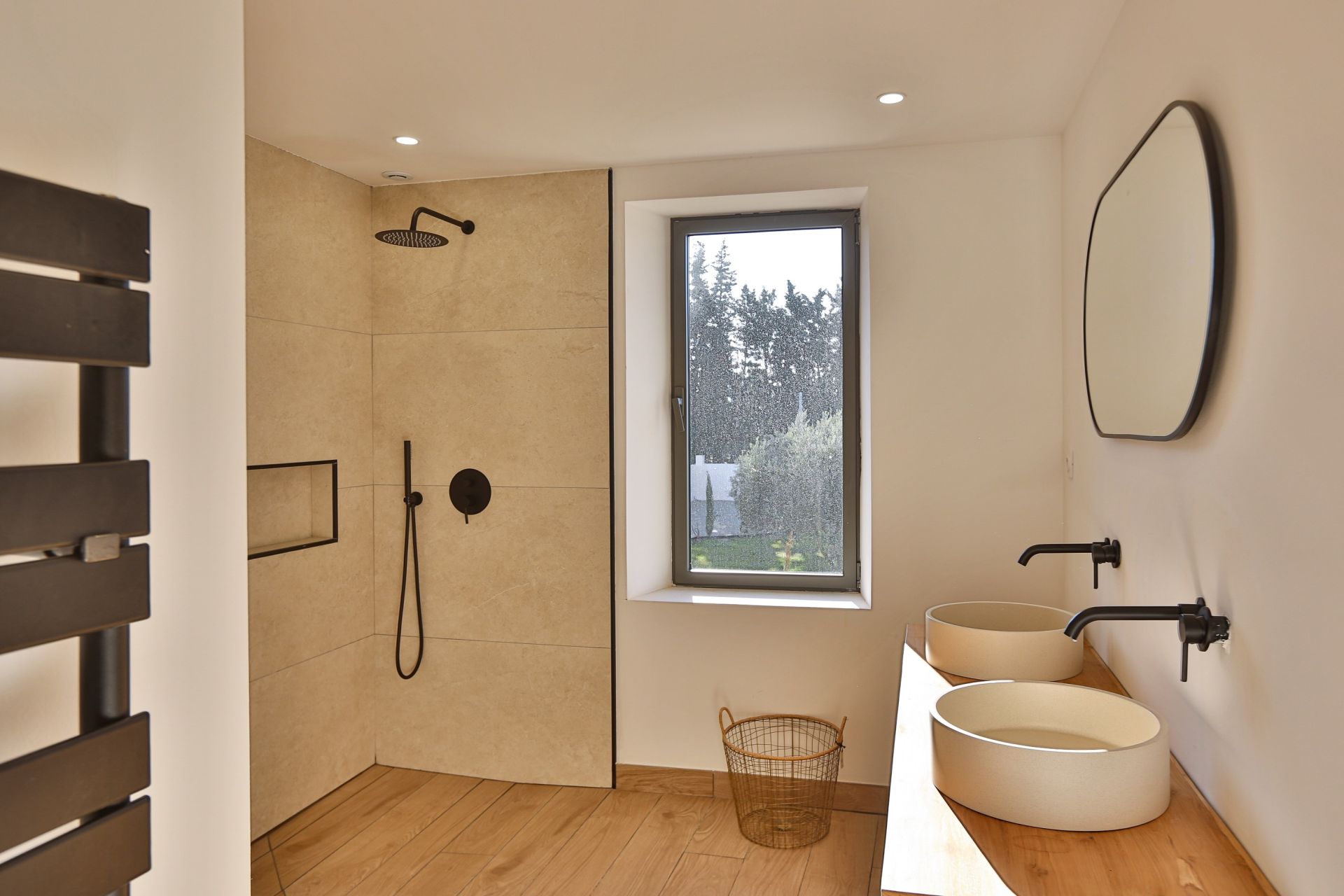 maison 12 Pièces en vente sur PERNES LES FONTAINES (84210)