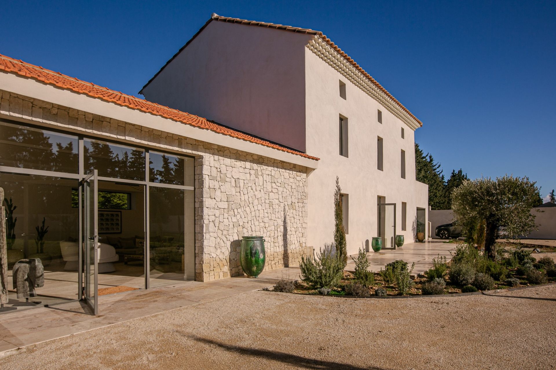 maison 12 Pièces en vente sur PERNES LES FONTAINES (84210)