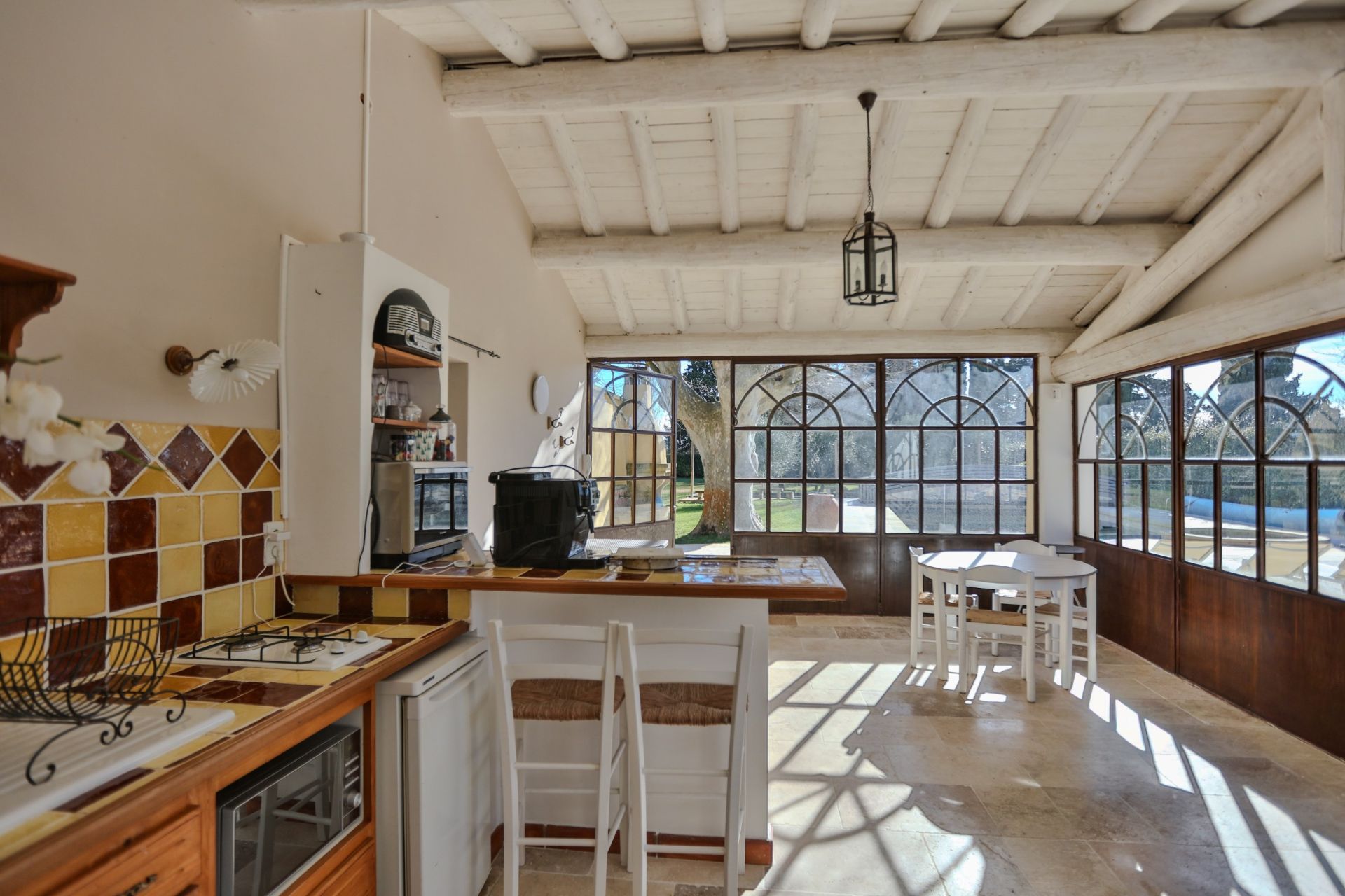 maison 9 Pièces en vente sur PERNES LES FONTAINES (84210)