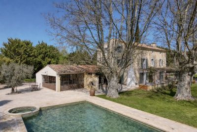 Sale House Pernes-les-Fontaines 9&nbsp;Rooms 300&nbsp;m²
