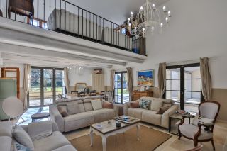maison 9 Pièces en vente sur PERNES LES FONTAINES (84210)