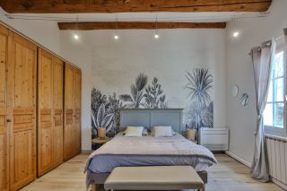 maison 9 Pièces en vente sur PERNES LES FONTAINES (84210)