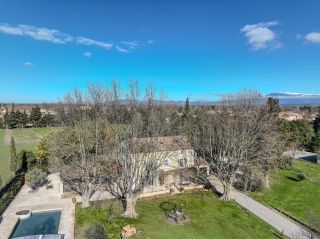 house 9 Rooms for sale on PERNES LES FONTAINES (84210)