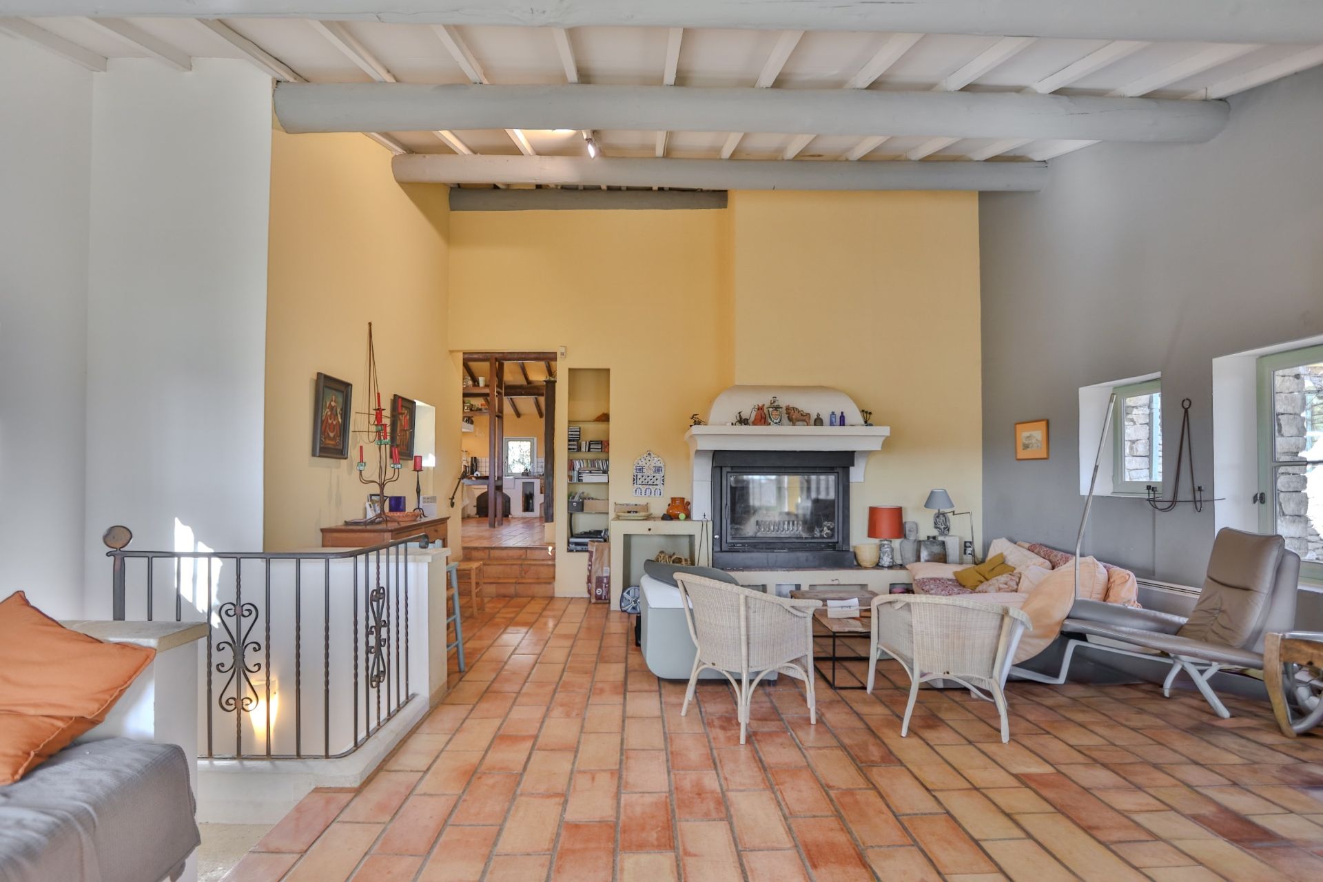 maison 15 Pièces en vente sur GORDES (84220)