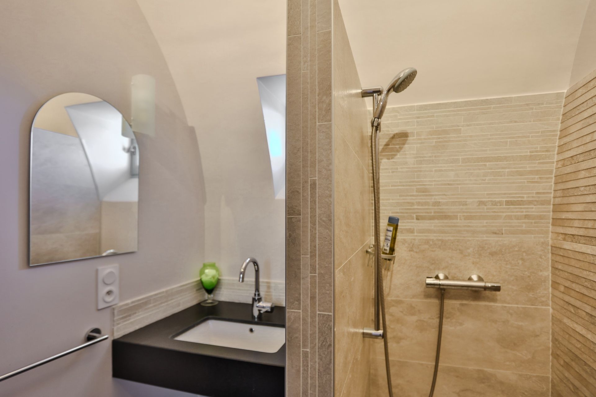 maison 15 Pièces en vente sur GORDES (84220)