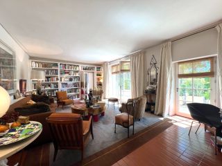 maison 12 Pièces en vente sur VAUGINES (84160)