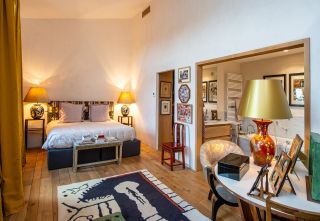 maison 12 Pièces en vente sur VAUGINES (84160)