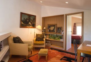 house 12 Rooms for sale on VAUGINES (84160)