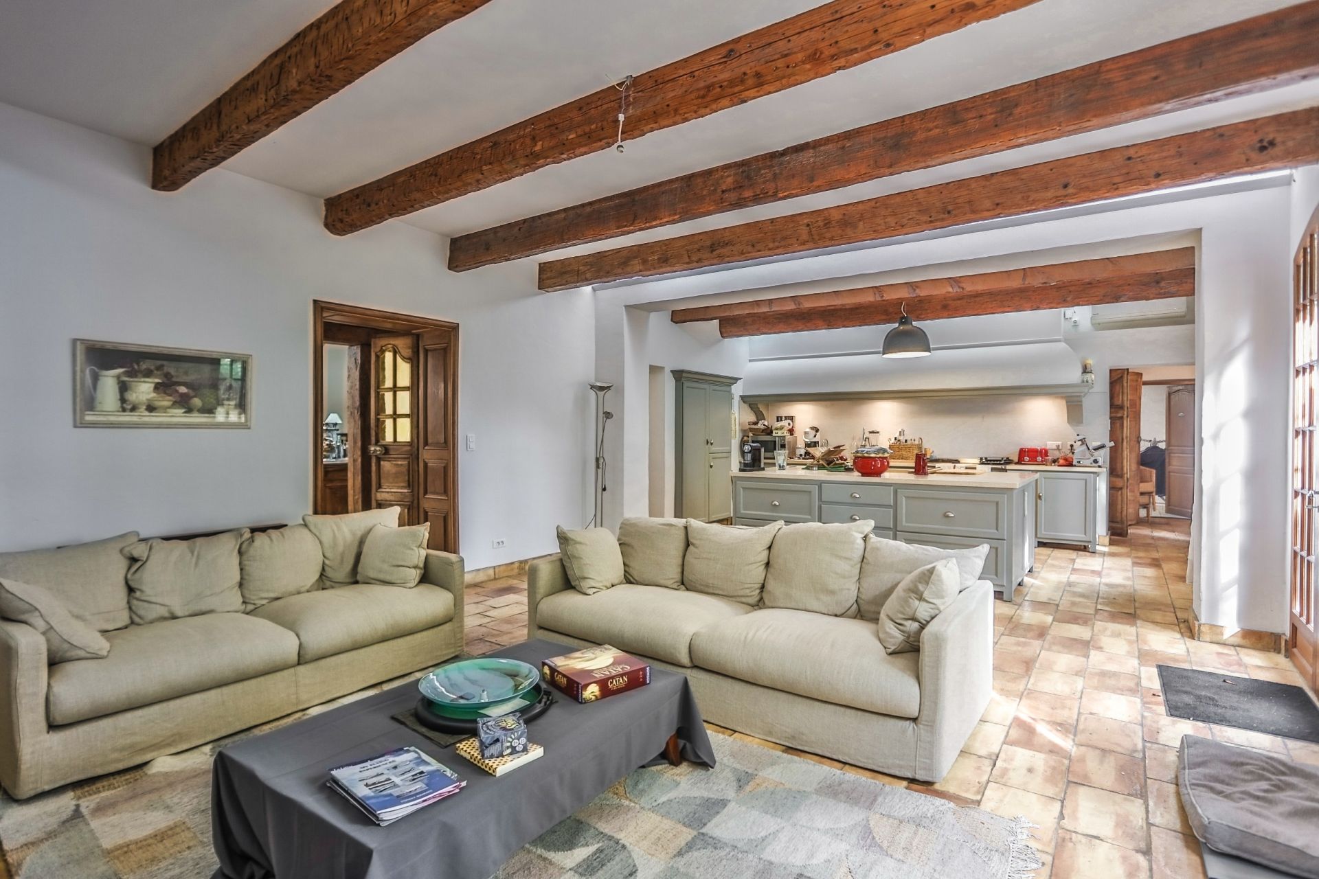 house 15 Rooms for sale on CHATEAUNEUF DU PAPE (84230)