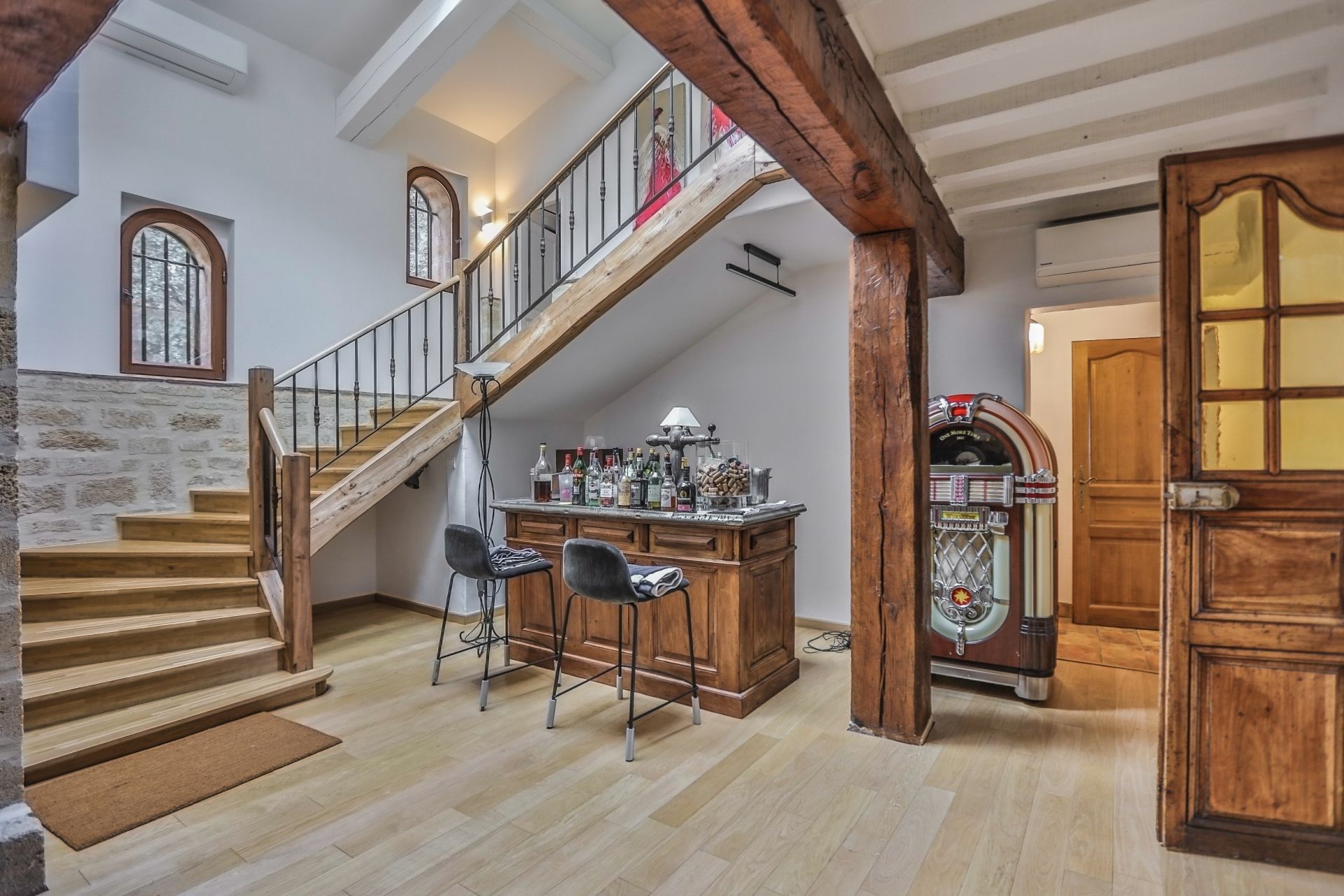house 15 Rooms for sale on CHATEAUNEUF DU PAPE (84230)