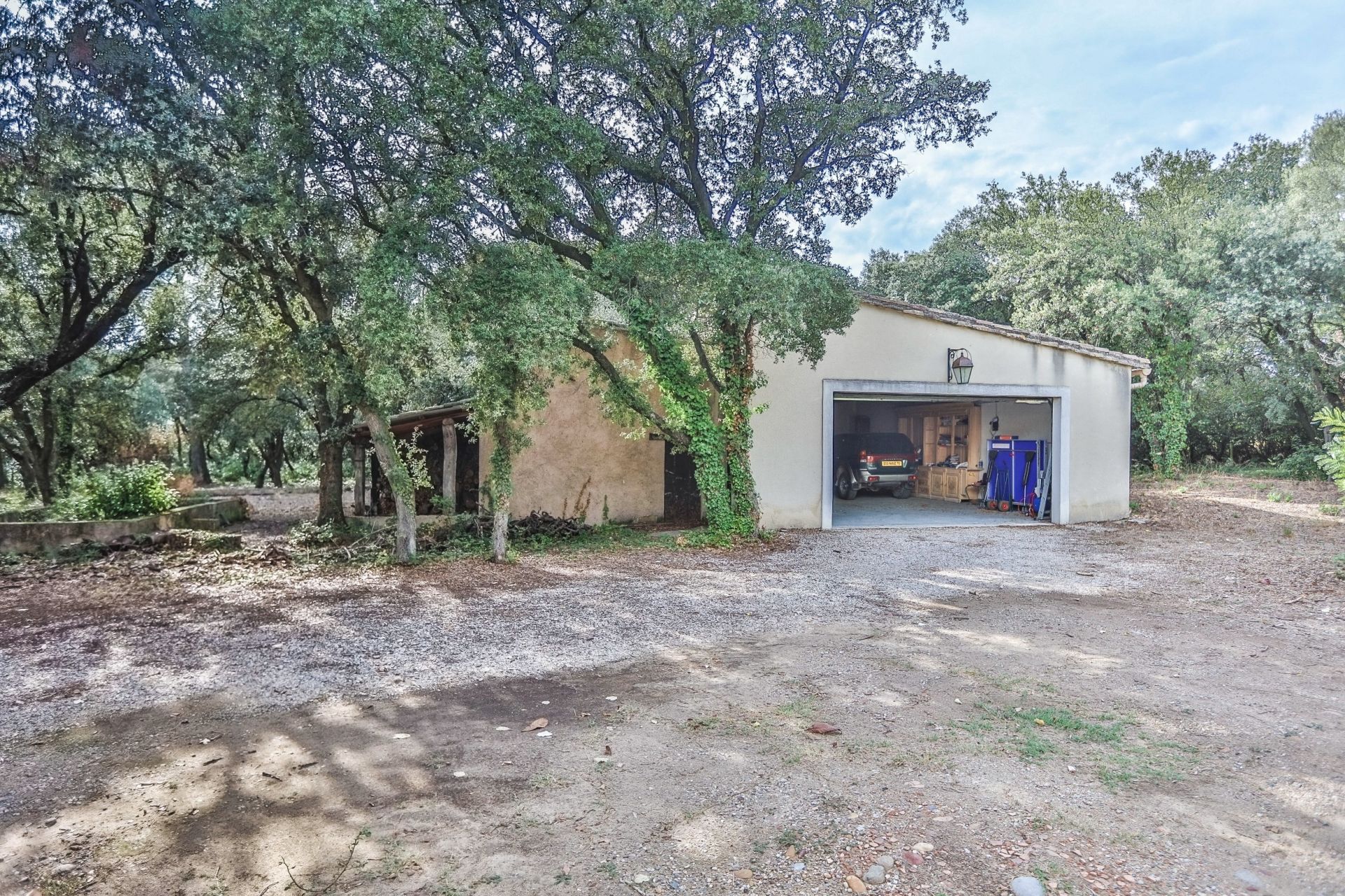 maison 15 Pièces en vente sur CHATEAUNEUF DU PAPE (84230)