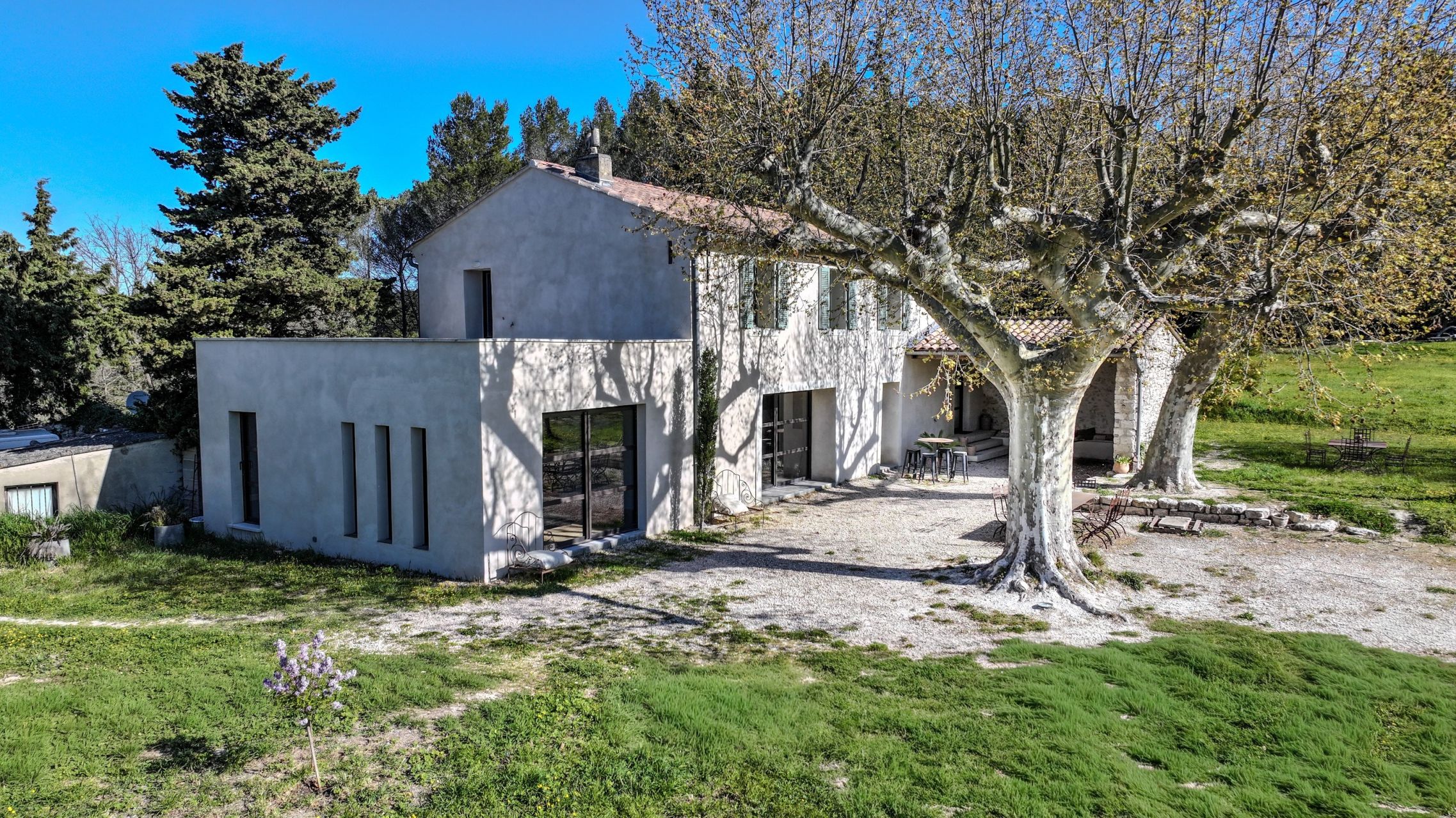 maison 7 Pièces en vente sur L ISLE SUR LA SORGUE (84800)