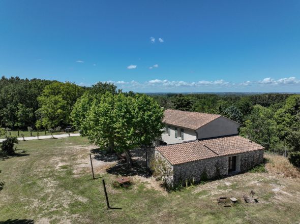 Vente Maison L'Isle-sur-la-Sorgue 7&nbsp;Pièces 200&nbsp;m²