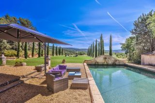 property 15 Rooms for sale on BONNIEUX (84480)