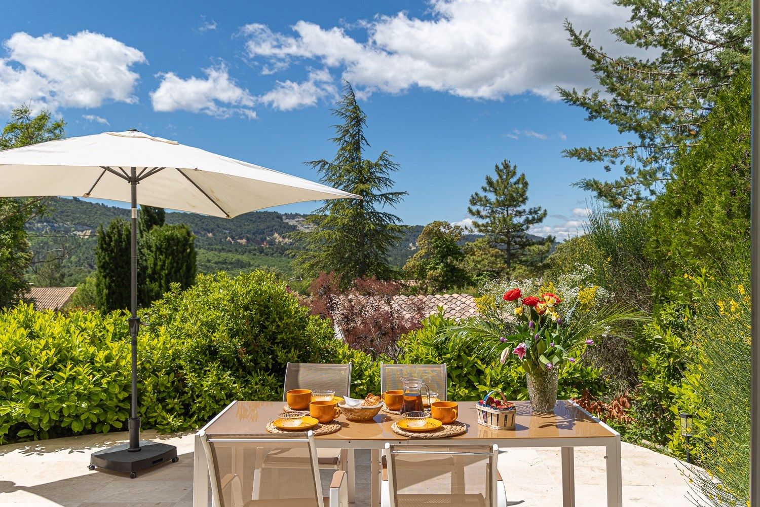 maison 10 Pièces en vente sur RUSTREL (84400)