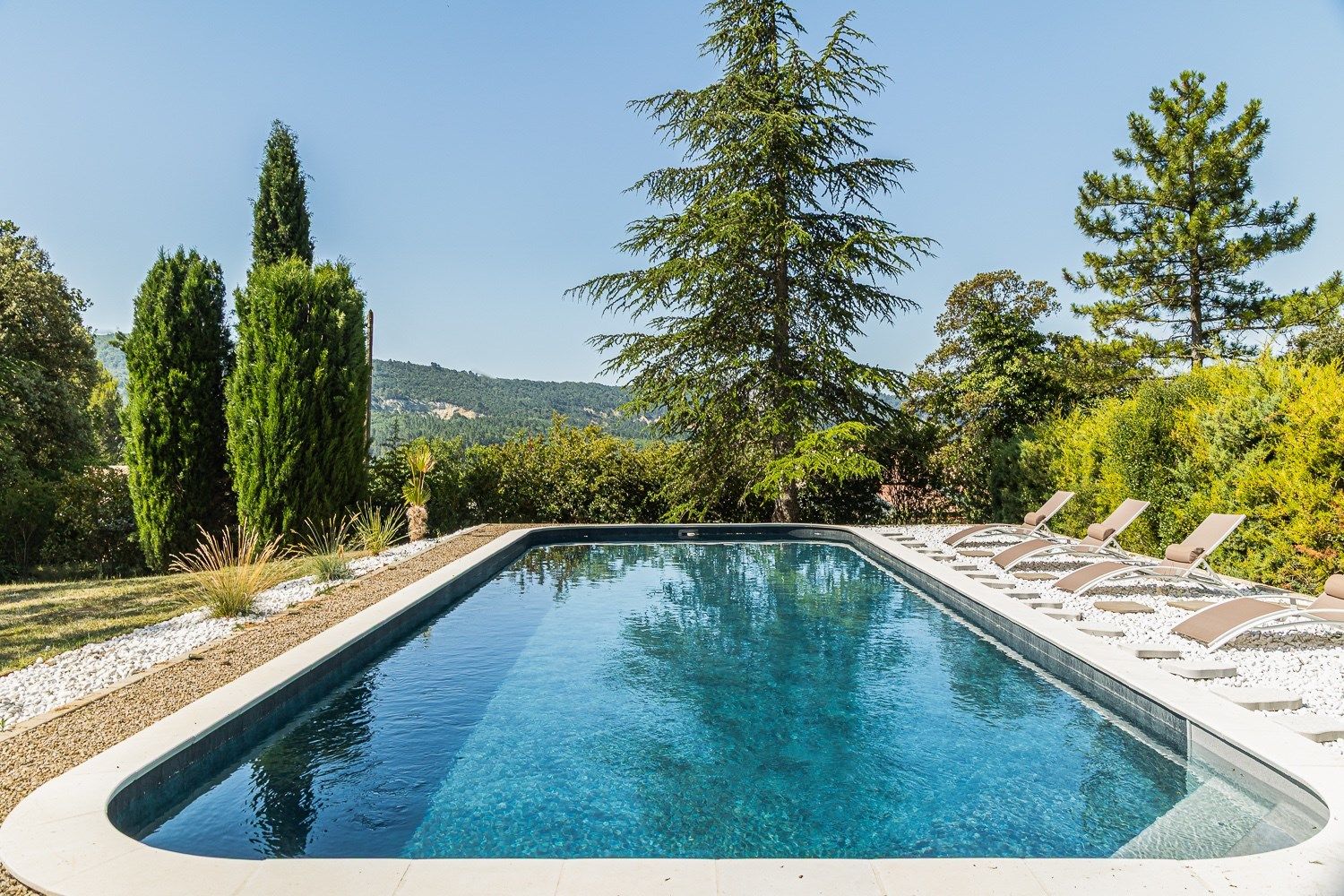 maison 10 Pièces en vente sur RUSTREL (84400)