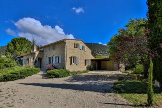 house 10 Rooms for sale on RUSTREL (84400)