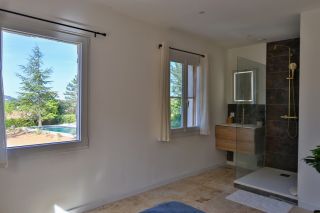 house 10 Rooms for sale on RUSTREL (84400)