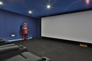 house 10 Rooms for sale on RUSTREL (84400)