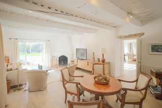 house 15 Rooms for sale on GORDES (84220)