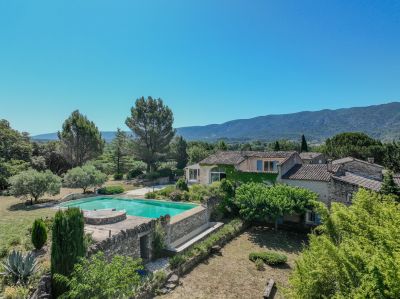Vente Maison Oppède 10&nbsp;Pièces 350&nbsp;m²