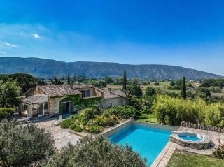 maison 10 Pièces en vente sur OPPEDE (84580)