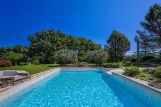 maison 10 Pièces en vente sur OPPEDE (84580)