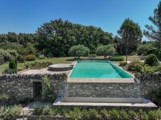maison 10 Pièces en vente sur OPPEDE (84580)