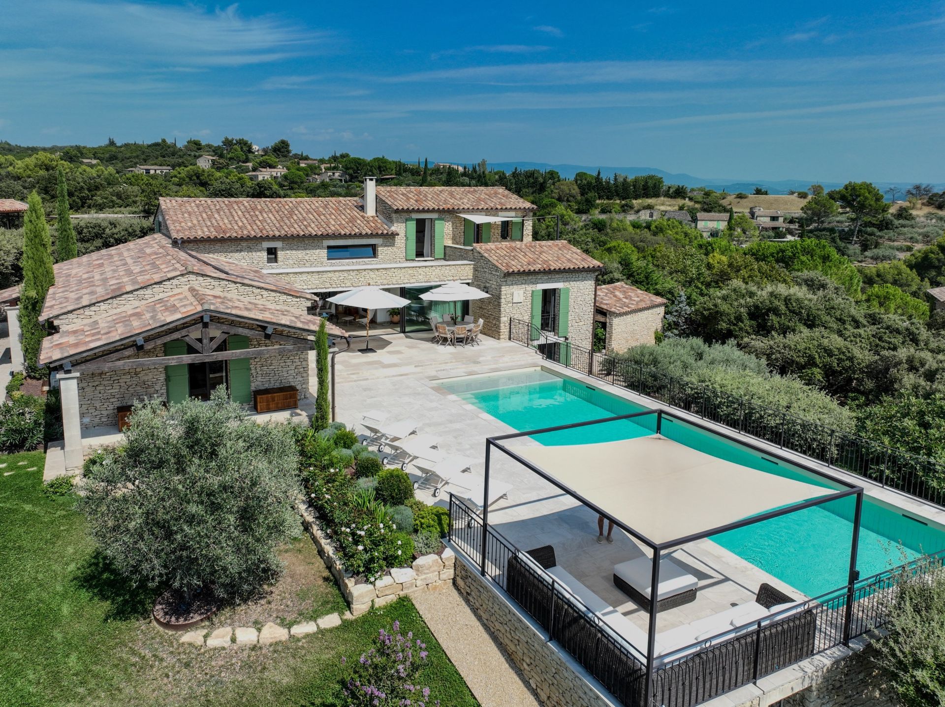 maison 10 Pièces en vente sur GORDES (84220)
