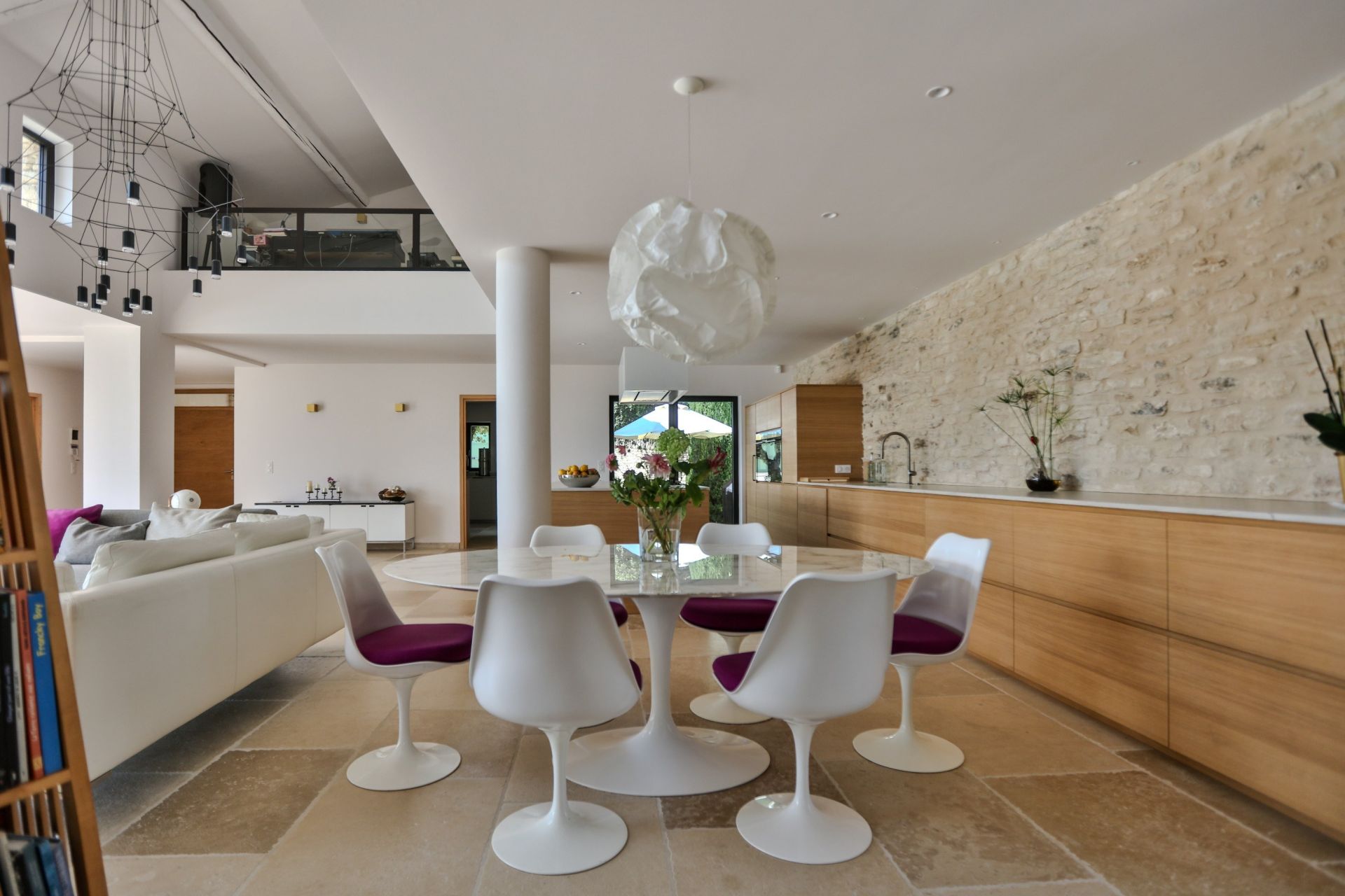 maison 10 Pièces en vente sur GORDES (84220)
