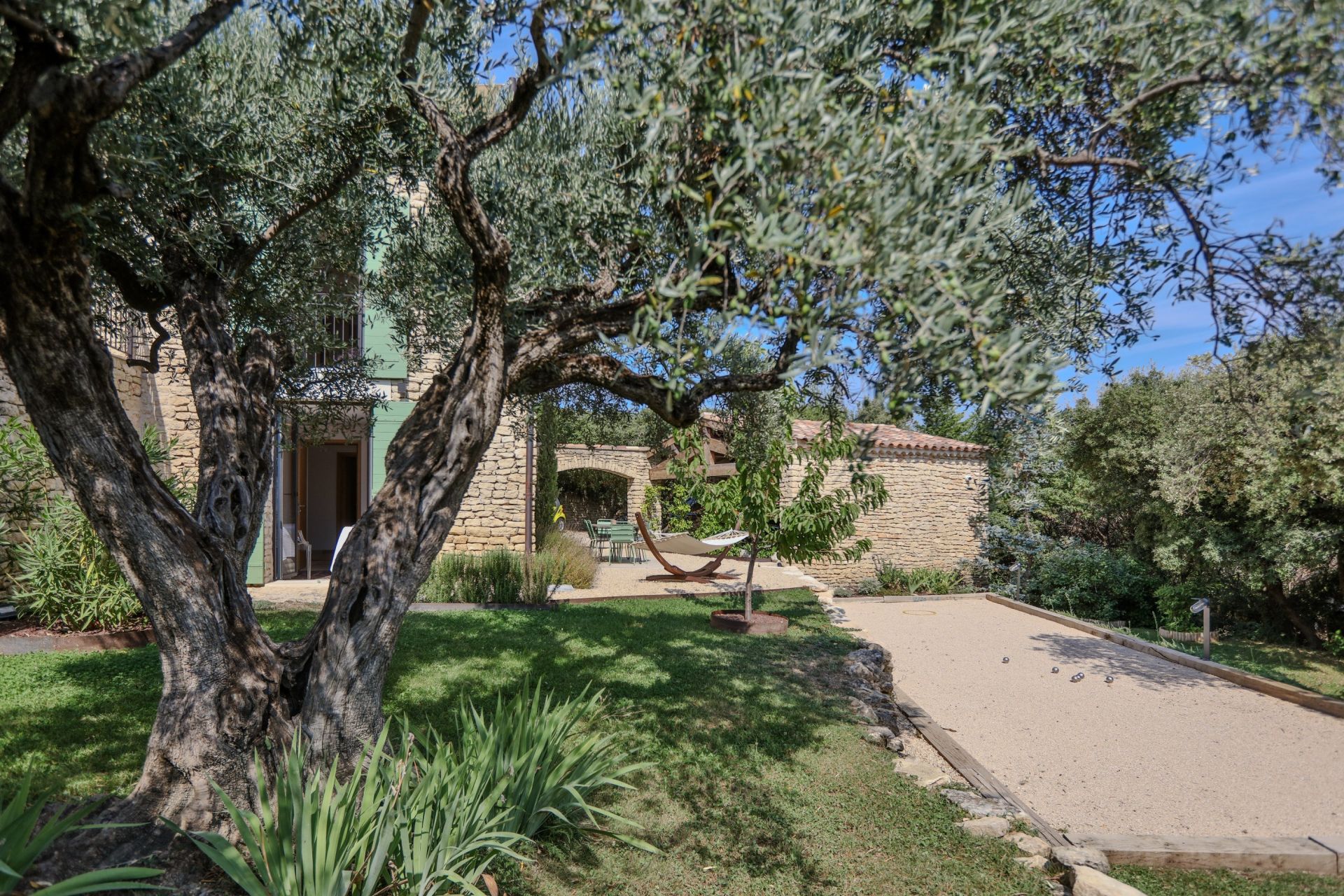 maison 10 Pièces en vente sur GORDES (84220)