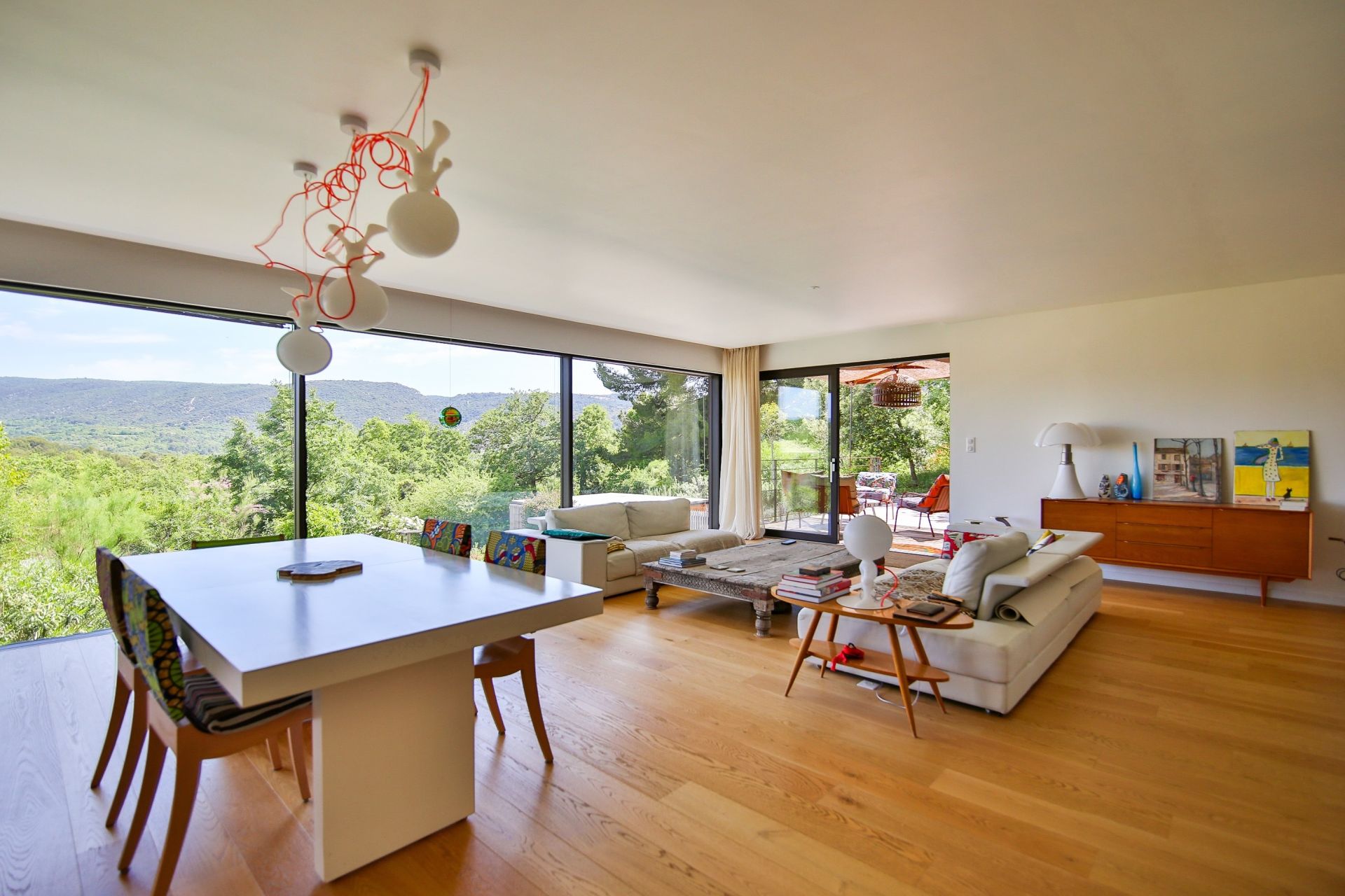 maison 9 Pièces en vente sur MALEMORT DU COMTAT (84570)