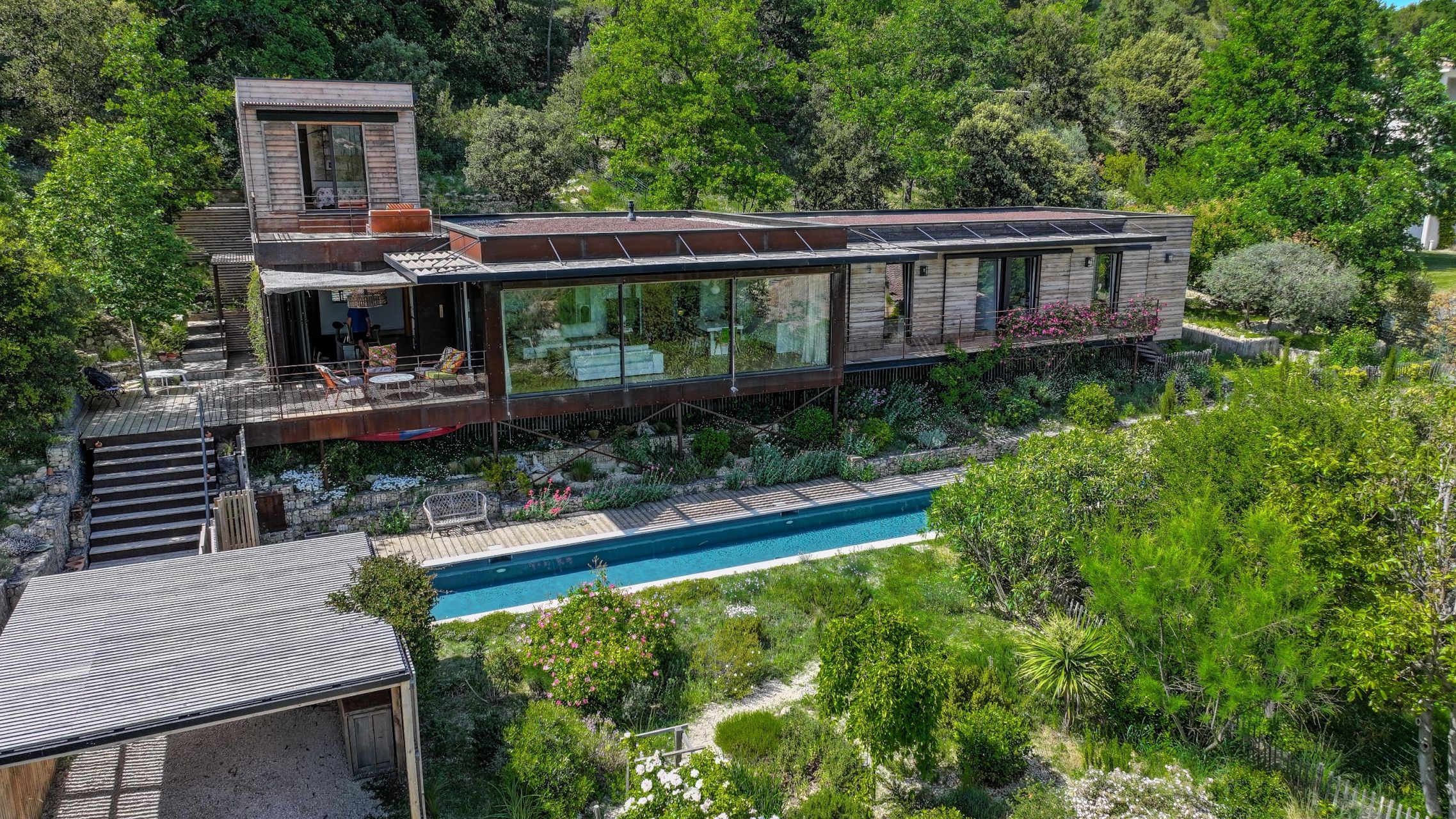 maison 9 Pièces en vente sur MALEMORT DU COMTAT (84570)