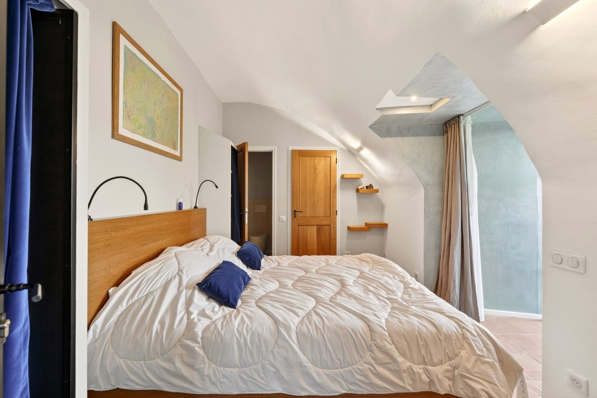maison 81 Pièces en vente sur OPPEDETTE (04110)